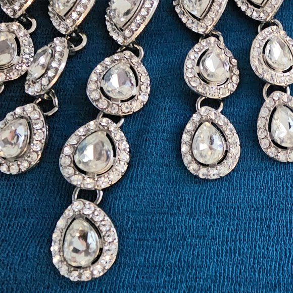 Crystal Drop Statement Bib Necklace - Picture 4 of 9